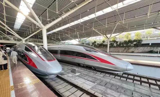 坐上贛深高鐵，來赴一場工業(yè)之約！